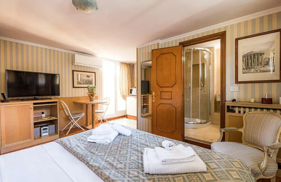 Aurelia Residence San Pietro Aparthotel-1